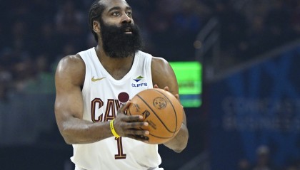 乐鱼体育手机版-22年首轮4-2！哈登上次季后赛打猛龙场均19分10.2助&amp;命中率40.5%