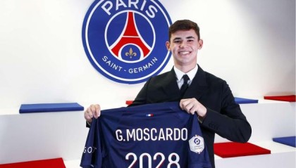 体育直播-官方：18岁巴西中场莫斯卡多加盟巴黎圣日耳曼