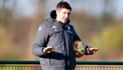 CBA-4轮3胜赢师傅 杰拉德为何能一路高歌迈向利物浦？