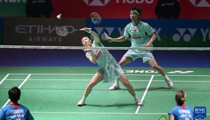 乐鱼体育手机版-印度羽毛球公开赛：蒋振邦/魏雅欣晋级四强|新德里|日本|达尔|德维恩·韦德|保原彩夏_新浪体育_新浪新闻