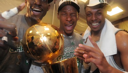 皮尔斯认为如果加内特2009年不受伤，科比不会夺冠！