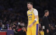 TA：近一个月东契奇的表现，已让湖人开始重新评估现有计划