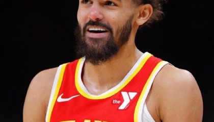 特雷杨为老鹰招募两将：肯纳德签1年1100万 沃克4年6200万签换